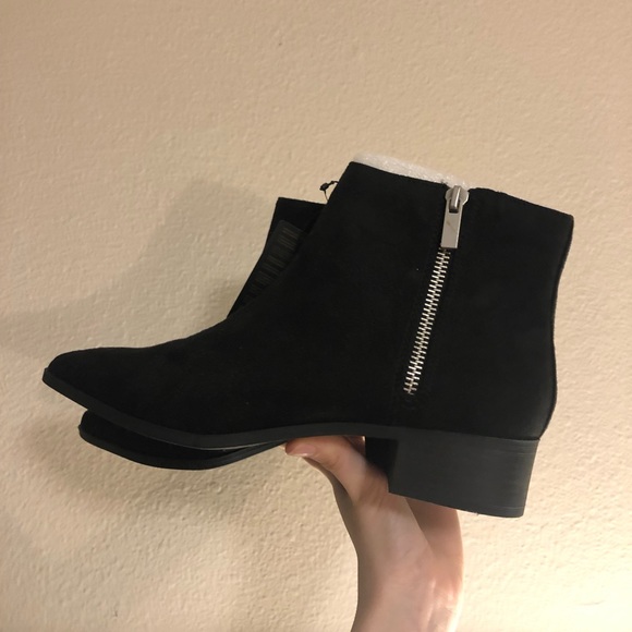 NWT F21 Faux Suede Ankle Boots Size 7 - Picture 5 of 6